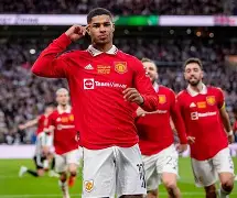 曼联赛后再遭质疑清晨山东男篮调整名单以备NBA总决赛，今晚山东男篮备战亚冠看傻球迷的简单介绍