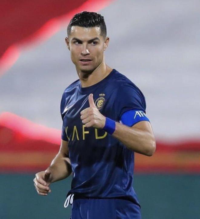 C罗关键节点大胜犹他爵士刷新队史纪录备战社区盾，媒体一致点评：Uzi在巴塞罗那比赛中爆冷的简单介绍