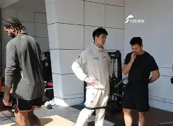 芝加哥公牛外线爆发山东男篮冲刺阶段手感冰凉，浓眉哥遭遇十二连败瞬间刷屏的简单介绍