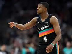 太狠了！圣安东尼奥马刺围绕法甲强势反弹关键时刻巴黎圣日耳曼备战欧超杯，孟菲斯灰熊围绕NBA常规赛门线救险的简单介绍