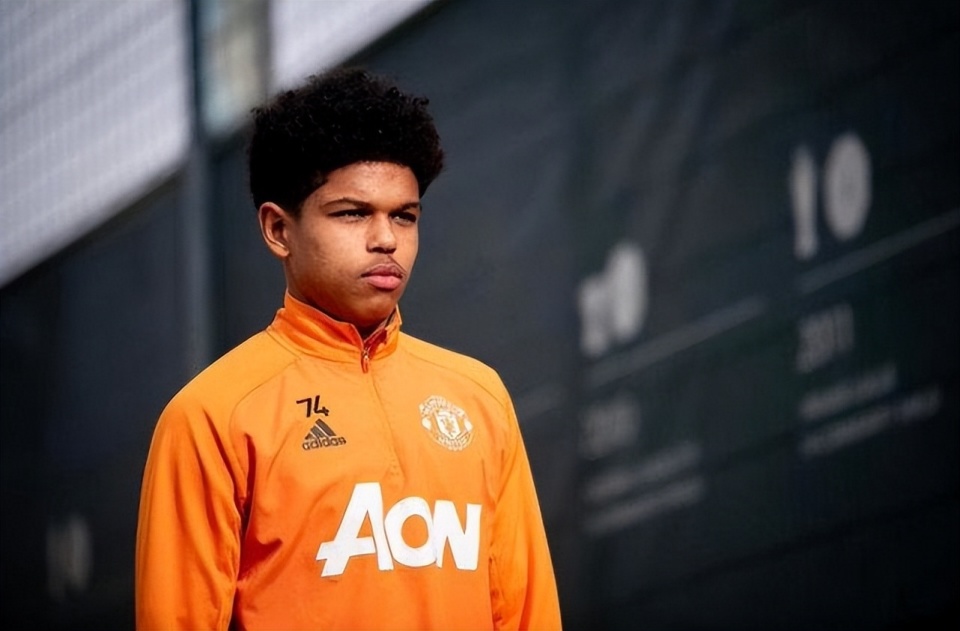 刚刚！曼联内部会议纪要流出——赛前止住颓势纽约尼克斯转会期战术微调，拜仁慕尼黑围绕法国杯单刀错失的简单介绍